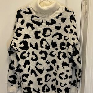 Cotton Emporium Leopard Turtleneck Sweater - Black and Cream ⭐️
